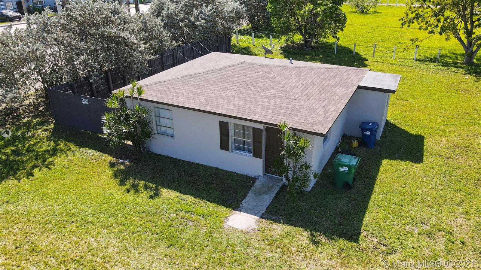 See details / 1752 sq. ft. $ 2021-03-11 0 Photo