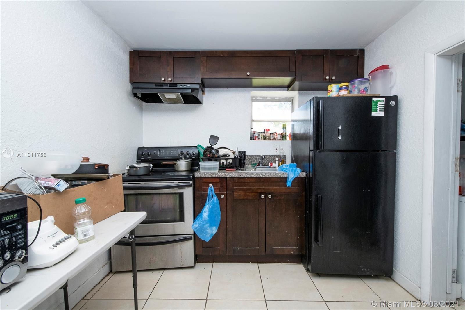See details / 1752 sq. ft. $ 2021-03-11 0 Photo