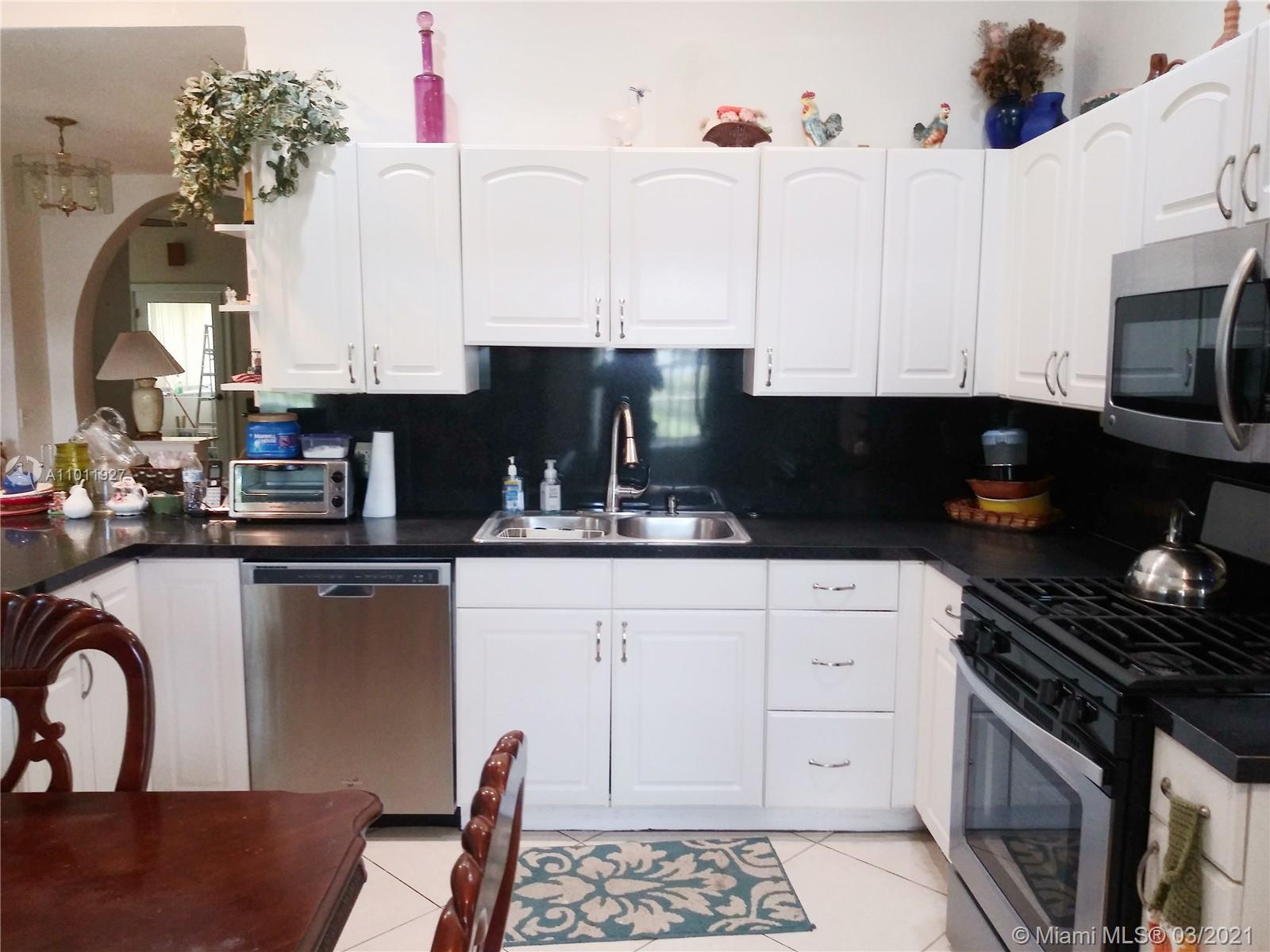 See details / 2362 sq. ft. $ 2021-03-11 0 Photo