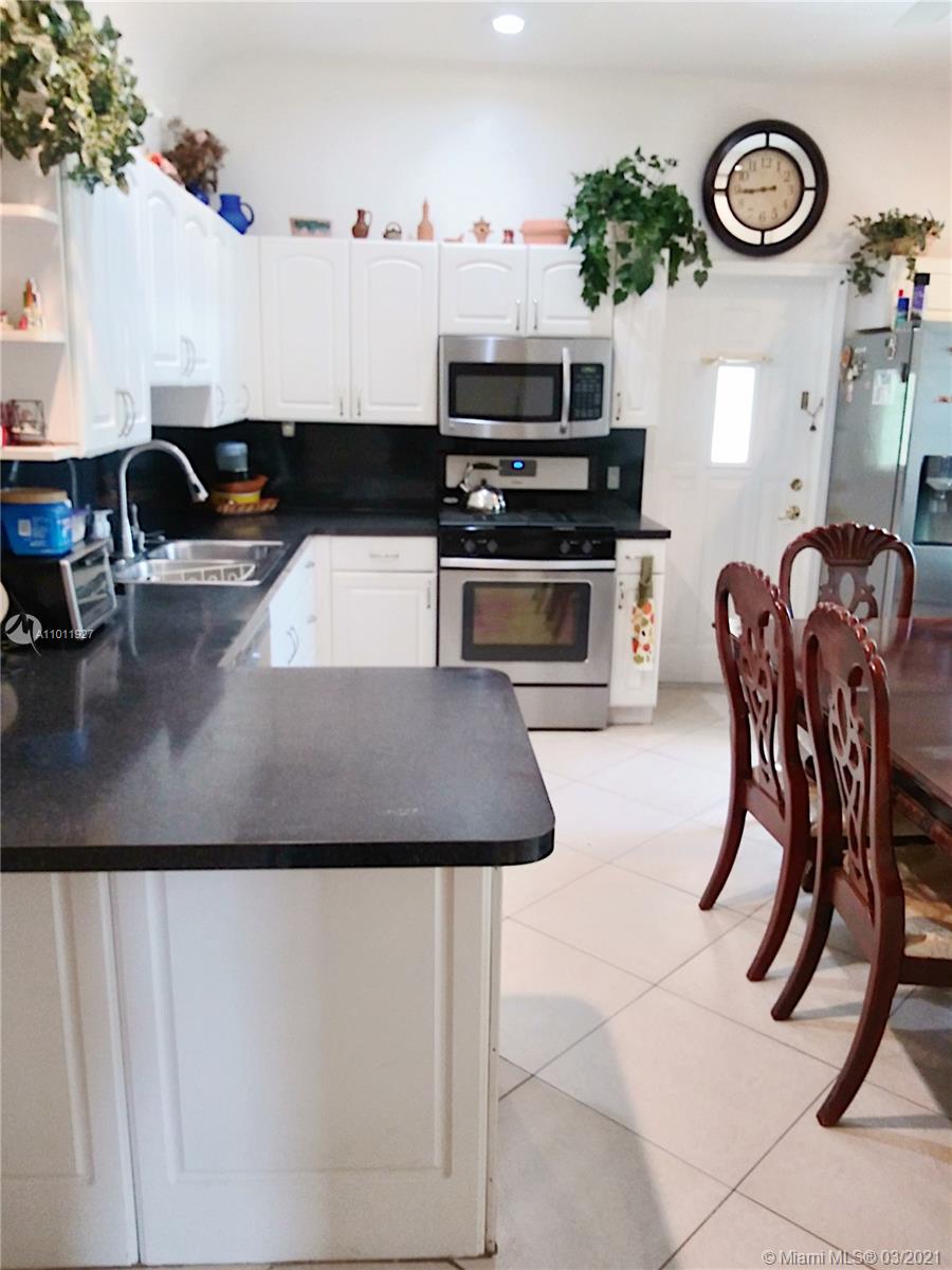See details / 2362 sq. ft. $ 2021-03-11 0 Photo