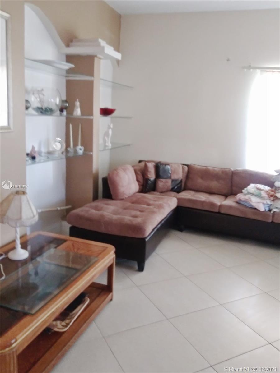 See details / 2362 sq. ft. $ 2021-03-11 0 Photo