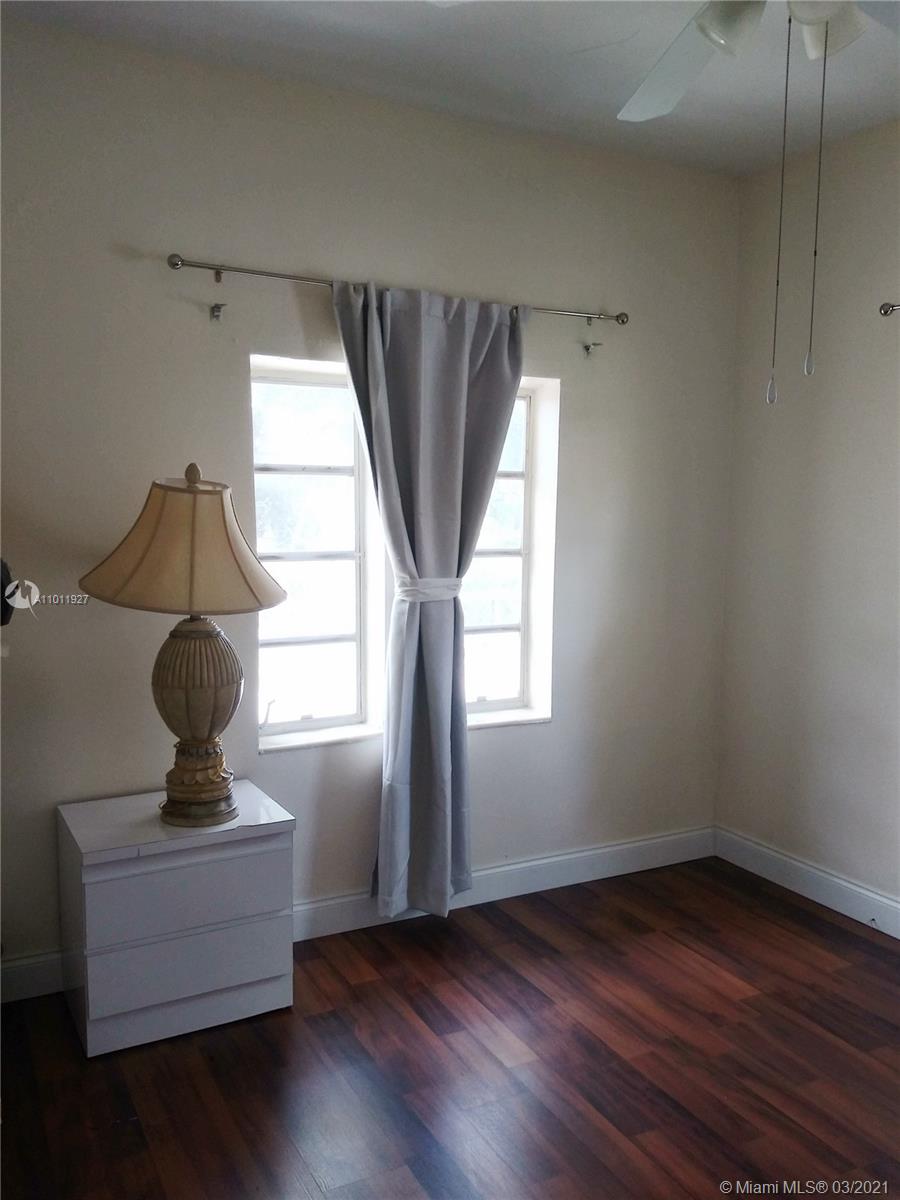 See details / 2362 sq. ft. $ 2021-03-11 0 Photo
