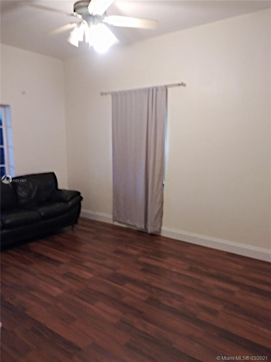 See details / 2362 sq. ft. $ 2021-03-11 0 Photo