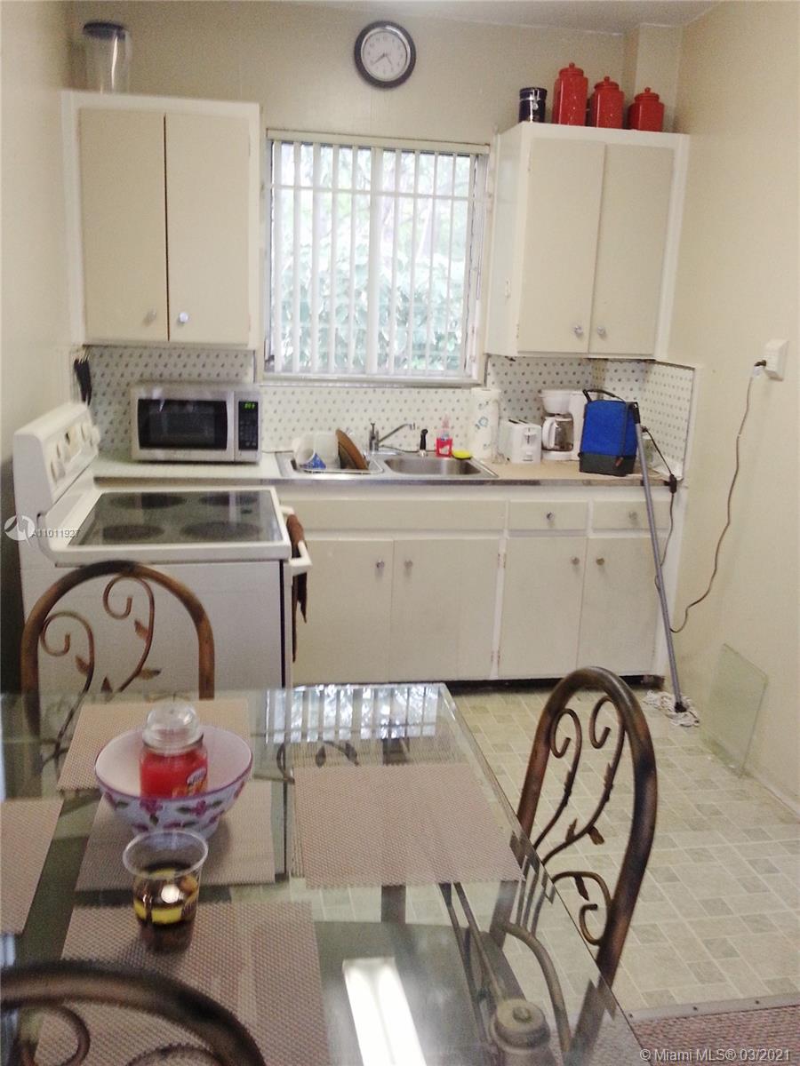 See details / 2362 sq. ft. $ 2021-03-11 0 Photo