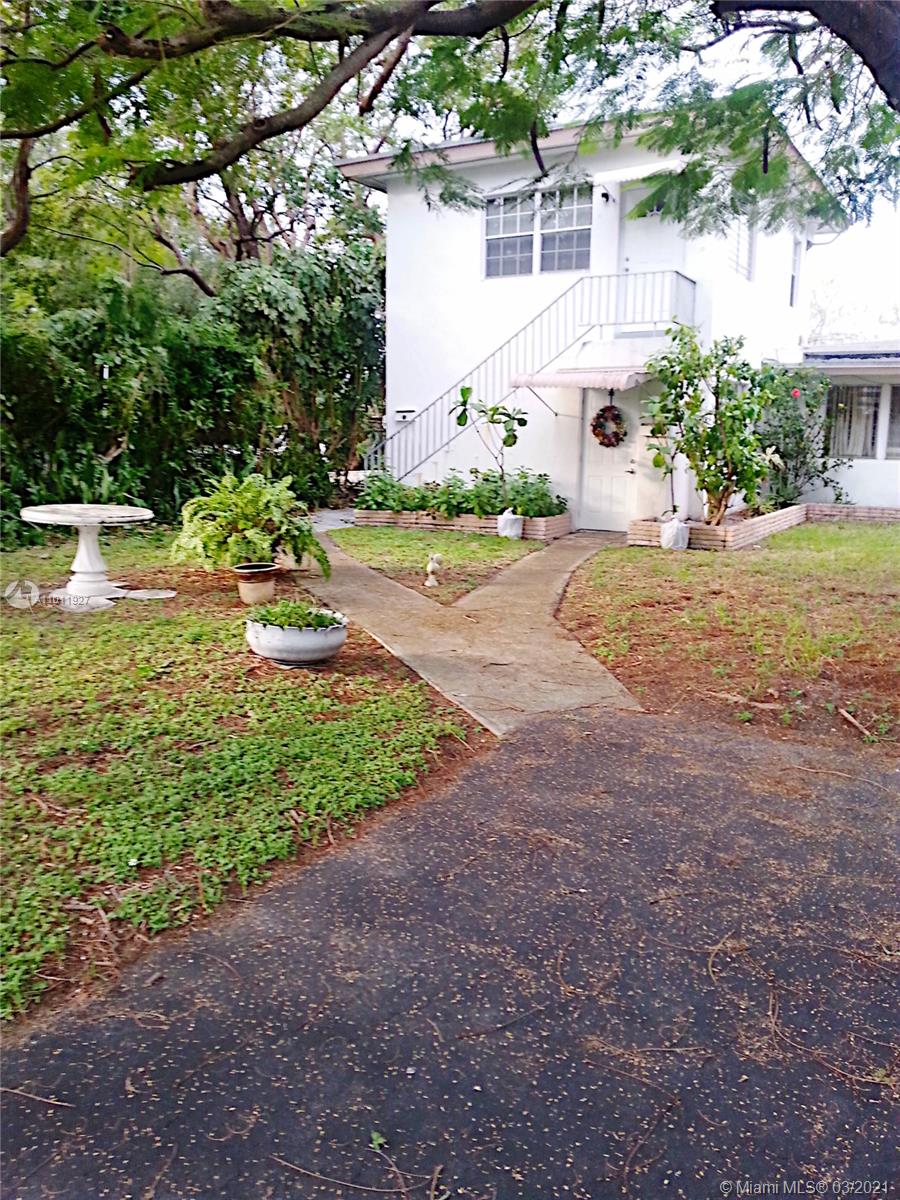See details / 2362 sq. ft. $ 2021-03-11 0 Photo