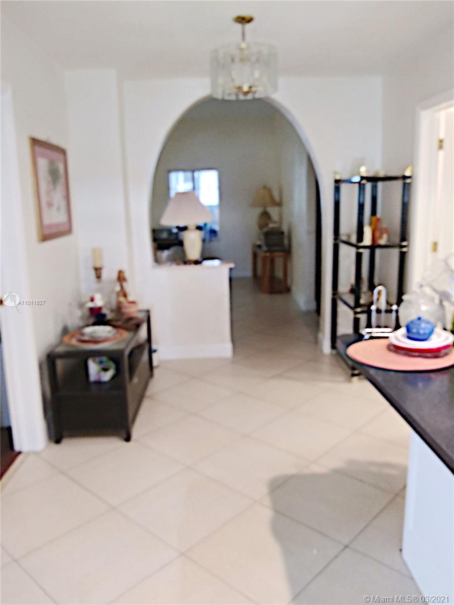 See details / 2362 sq. ft. $ 2021-03-11 0 Photo