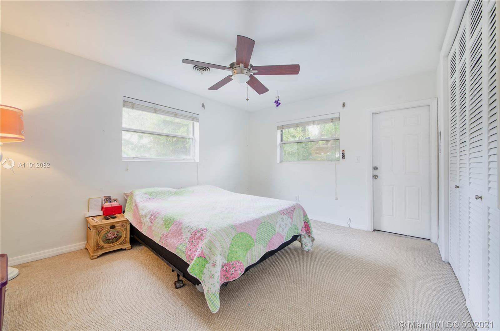 See details / 2805 sq. ft. $ 2021-03-12 0 Photo