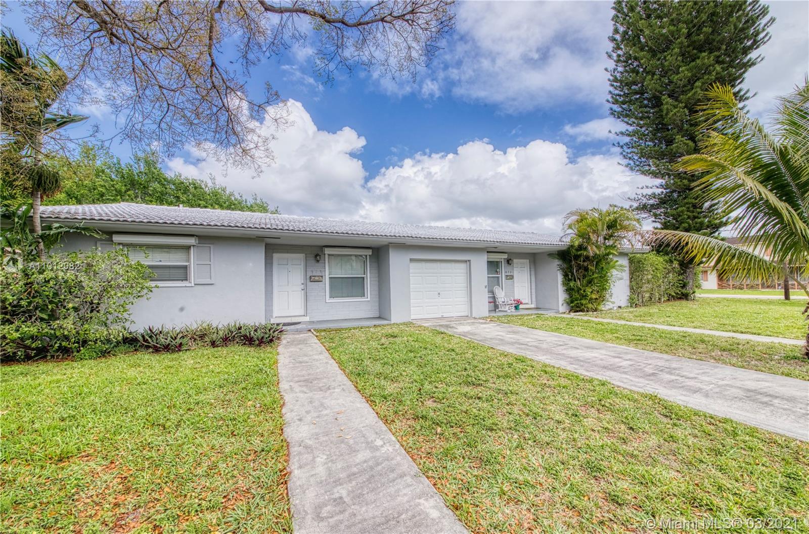 See details / 2805 sq. ft. $ 2021-03-12 0 Photo