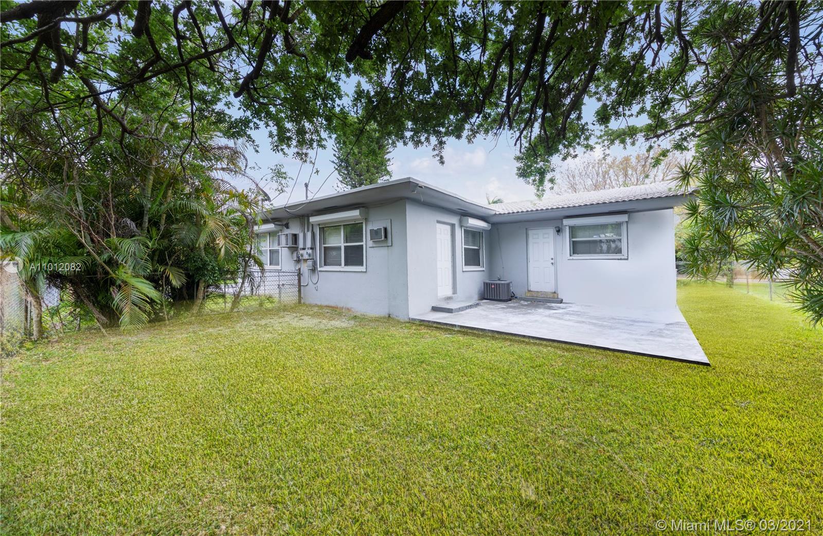 See details / 2805 sq. ft. $ 2021-03-12 0 Photo
