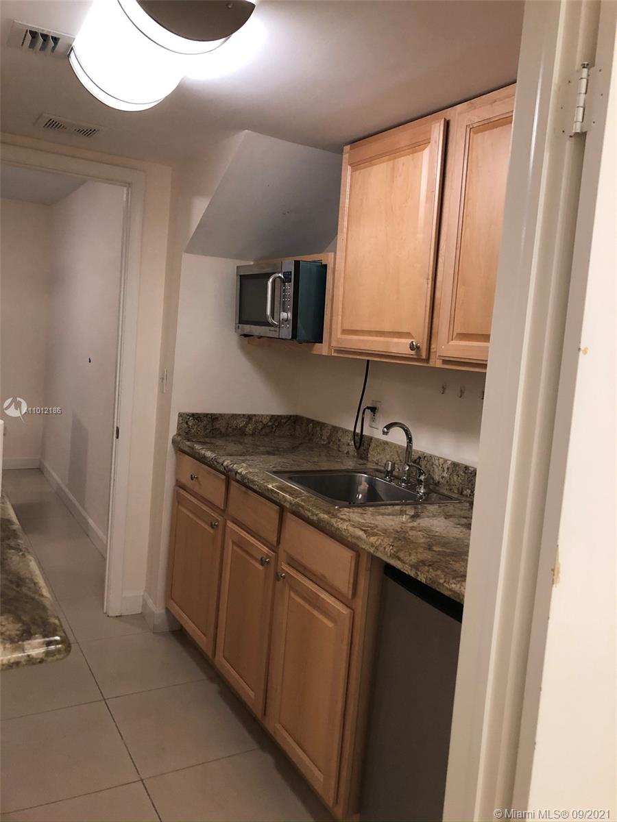 See details C30 / sq. ft. $ 2021-03-12 0 Photo