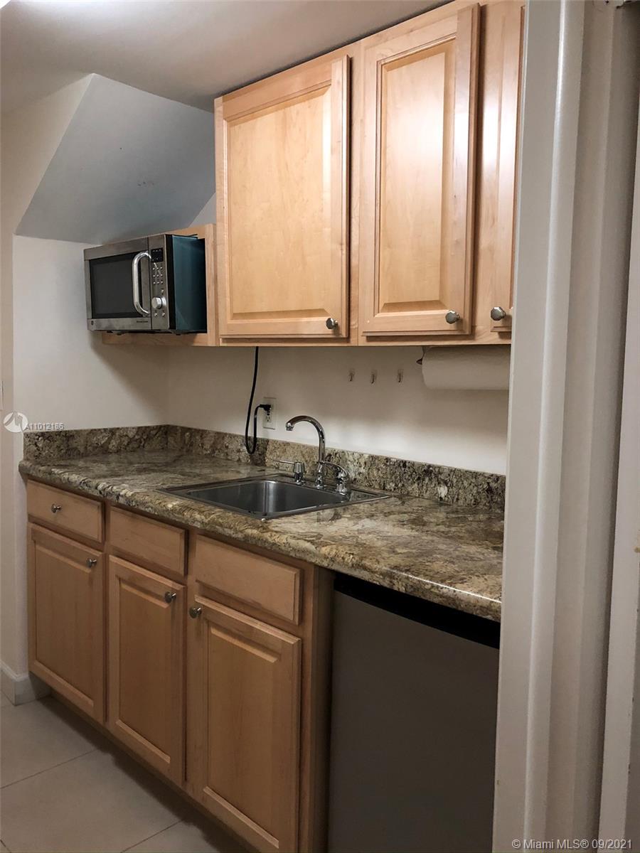 See details C30 / sq. ft. $ 2021-03-12 0 Photo