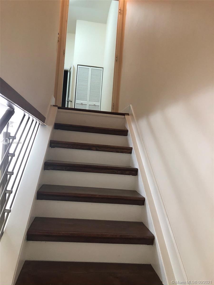 See details C30 / sq. ft. $ 2021-03-12 0 Photo