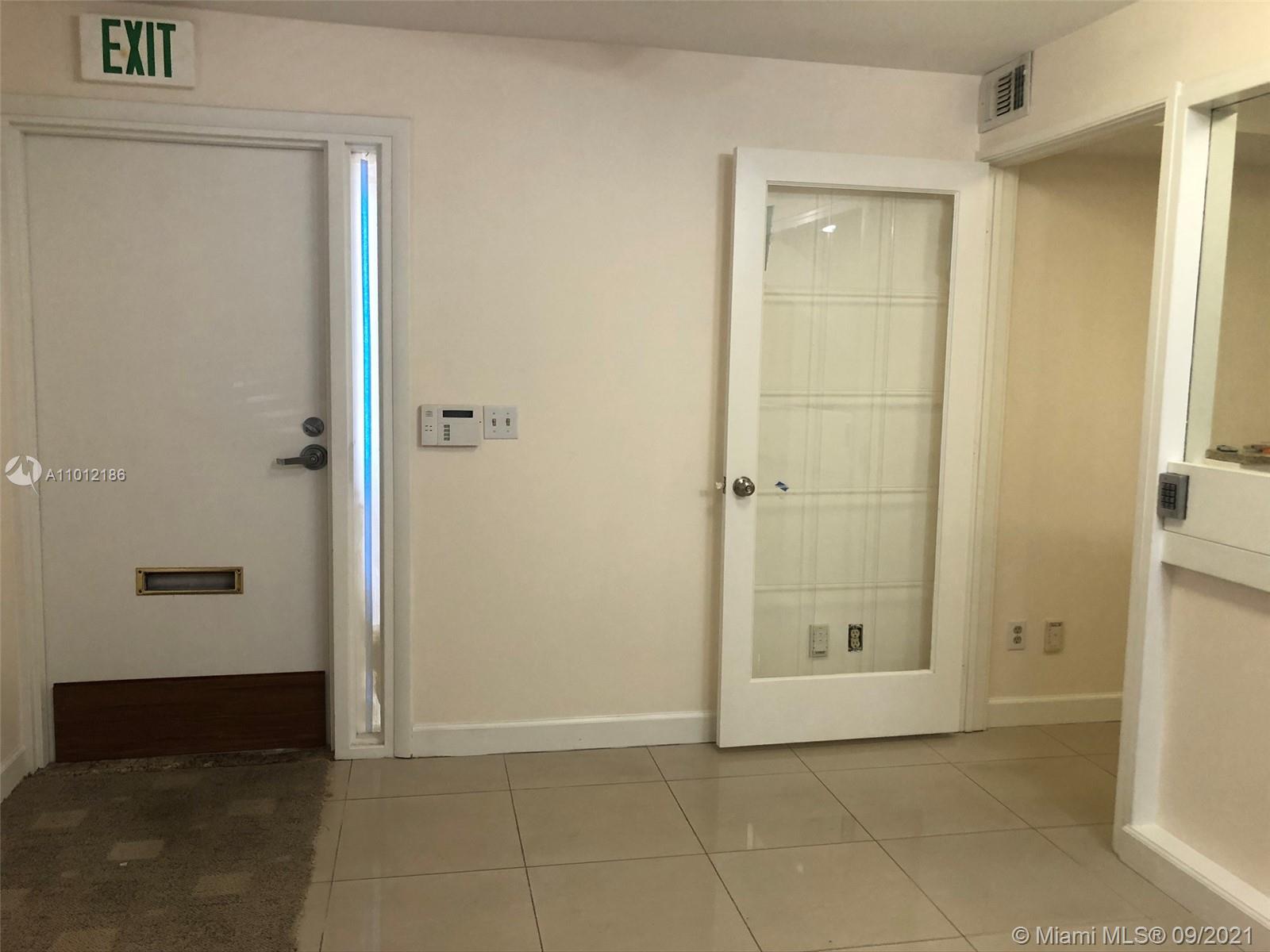 See details C30 / sq. ft. $ 2021-03-12 0 Photo
