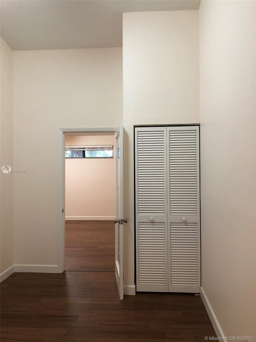 See details C30 / sq. ft. $ 2021-03-12 0 Photo