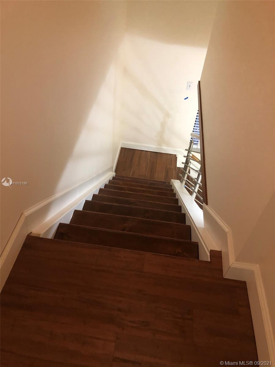 See details C30 / sq. ft. $ 2021-03-12 0 Photo