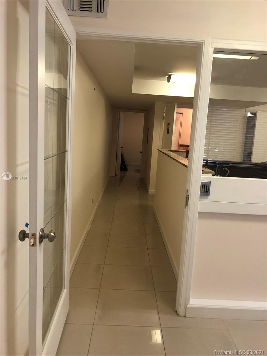See details C30 / sq. ft. $ 2021-03-12 0 Photo