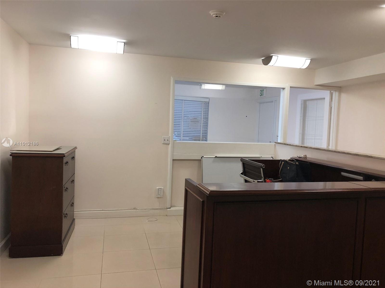 See details C30 / sq. ft. $ 2021-03-12 0 Photo