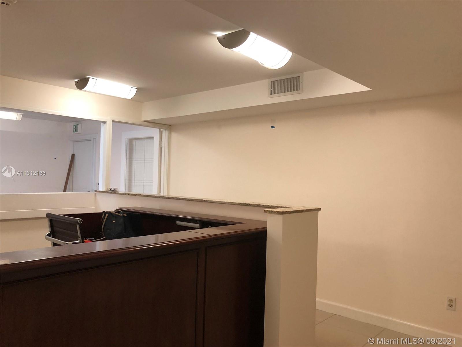 See details C30 / sq. ft. $ 2021-03-12 0 Photo