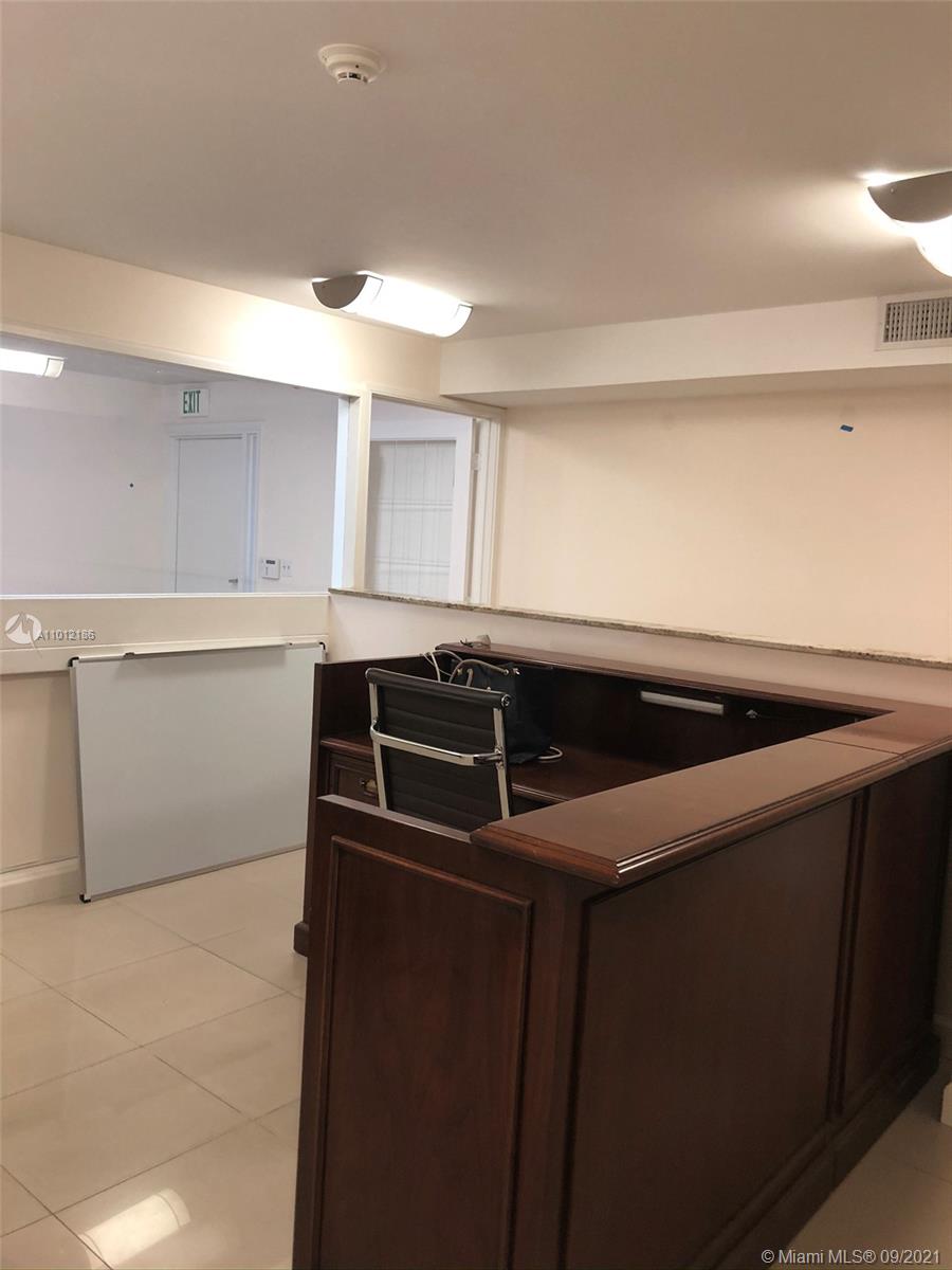 See details C30 / sq. ft. $ 2021-03-12 0 Photo