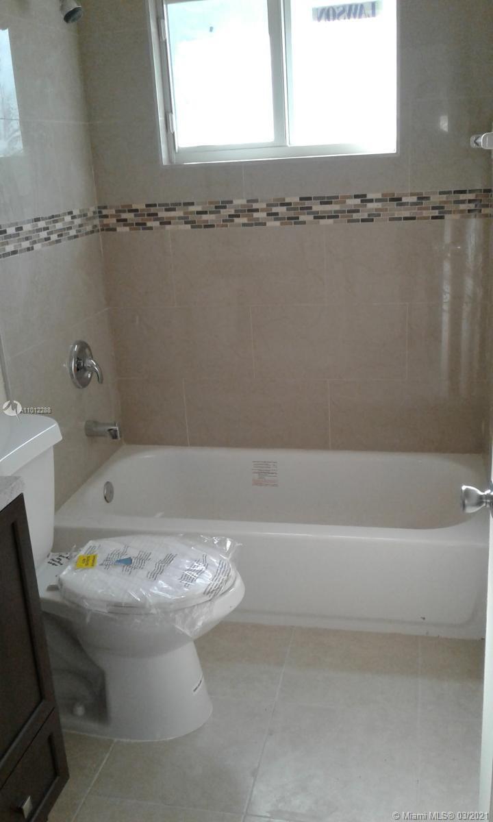 See details / 2436 sq. ft. $ 2021-03-15 0 Photo