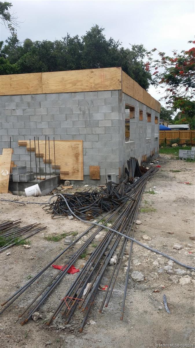 See details / 2436 sq. ft. $ 2021-03-15 0 Photo