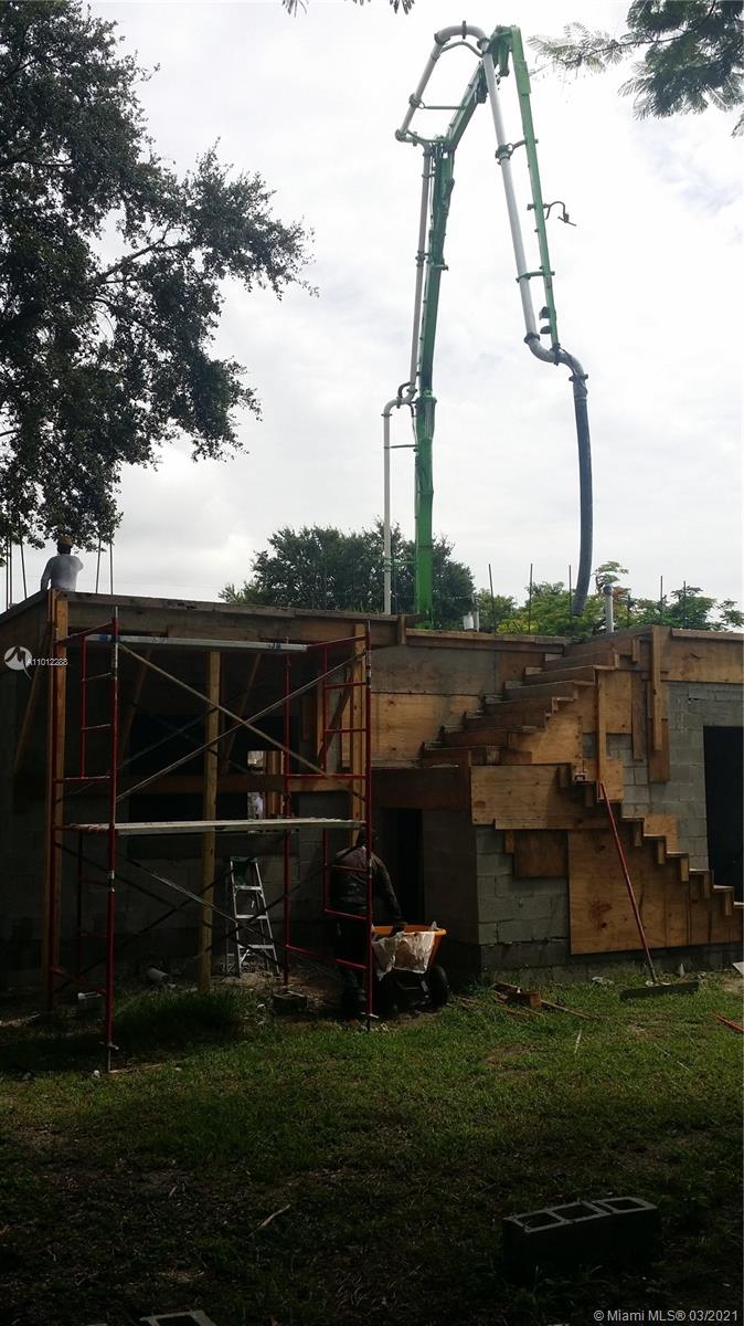 See details / 2436 sq. ft. $ 2021-03-15 0 Photo