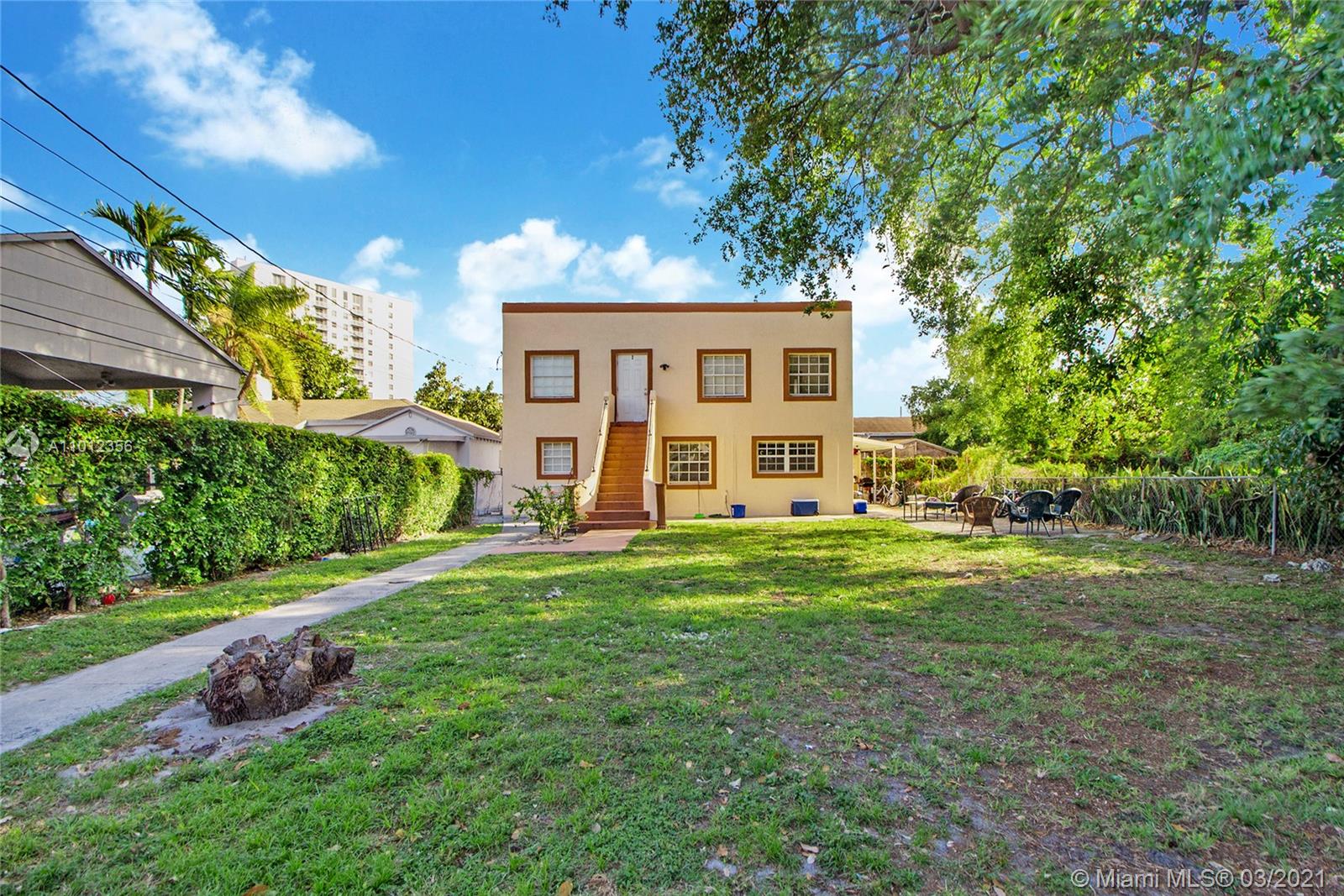See details / 1900 sq. ft. $ 2021-03-12 0 Photo