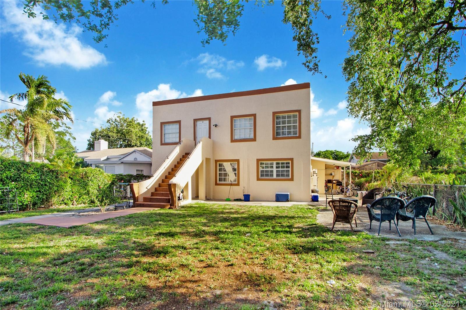 See details / 1900 sq. ft. $ 2021-03-12 0 Photo