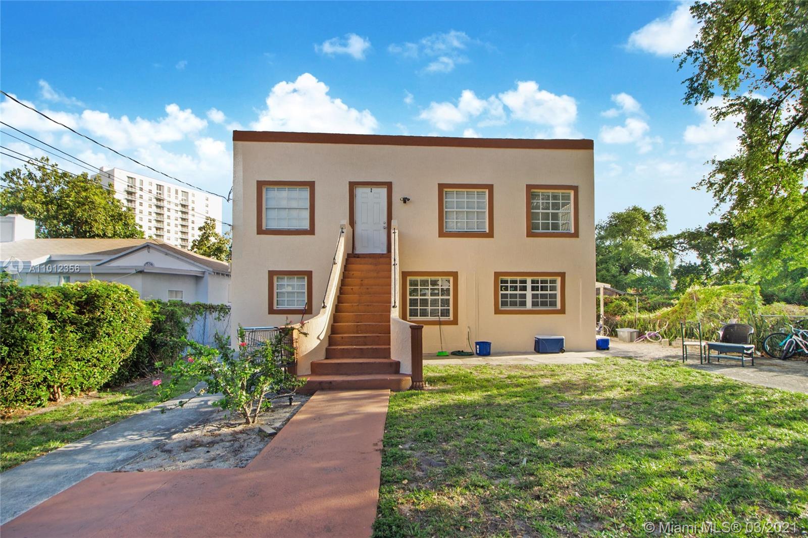 See details / 1900 sq. ft. $ 2021-03-12 0 Photo