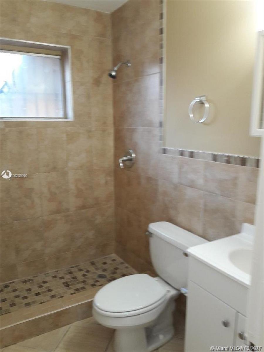 See details / 1675 sq. ft. $ 2021-03-12 0 Photo