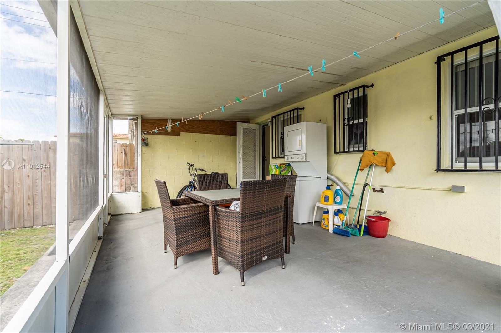 See details / 1440 sq. ft. $ 2021-03-12 0 Photo
