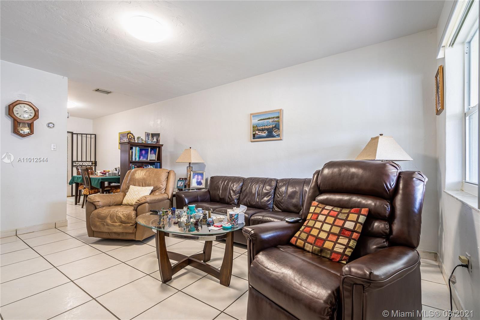 See details / 1440 sq. ft. $ 2021-03-12 0 Photo