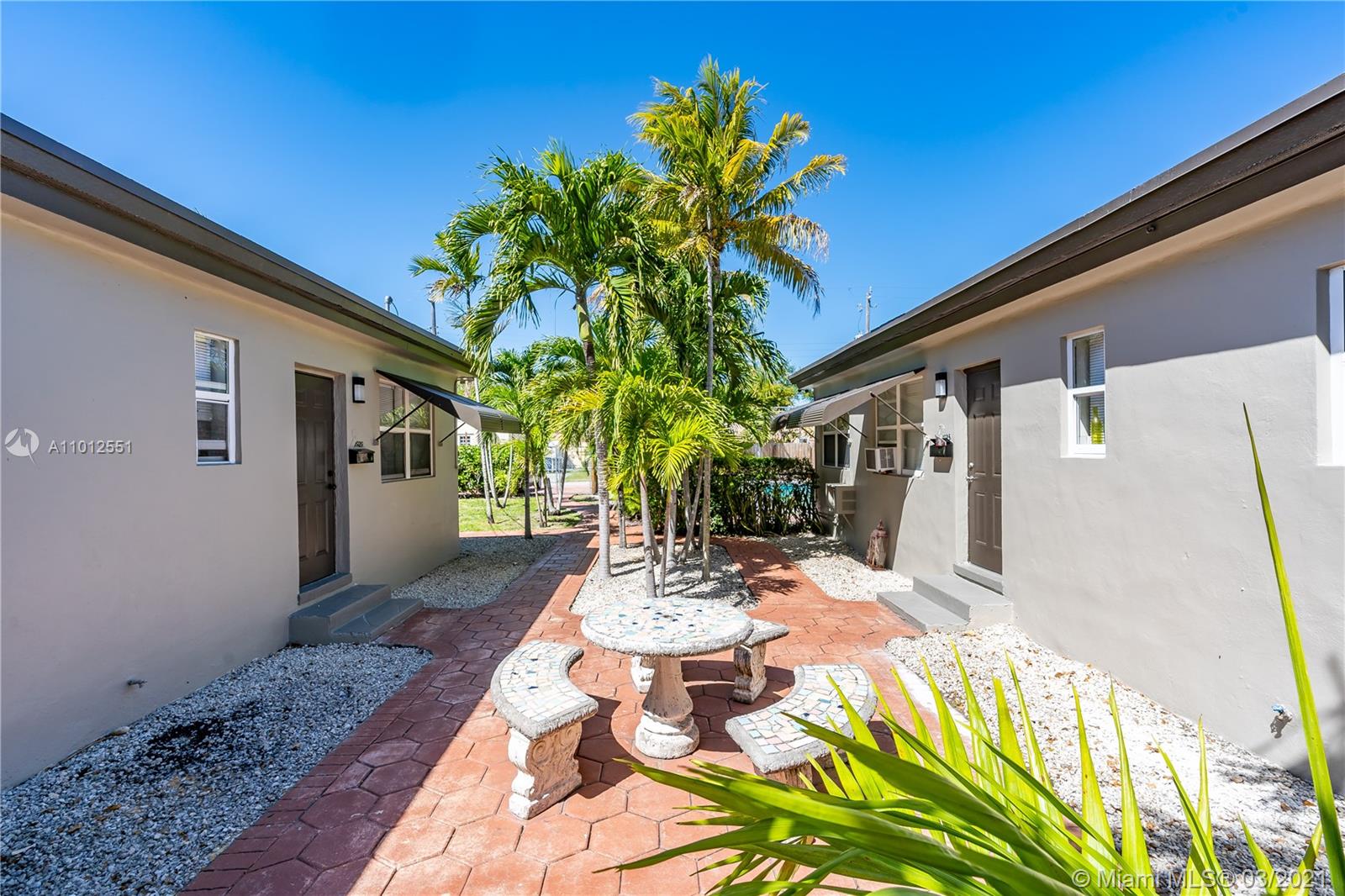 See details / 2392 sq. ft. $ 2021-04-27 0 Photo