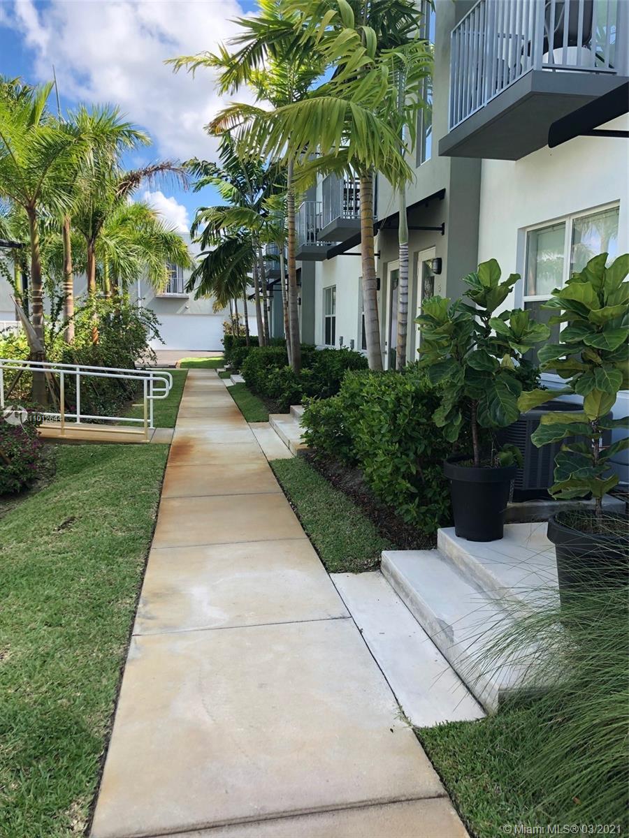 See details 1,2,3,4,5,6, / sq. ft. $ 2021-03-13 0 Photo