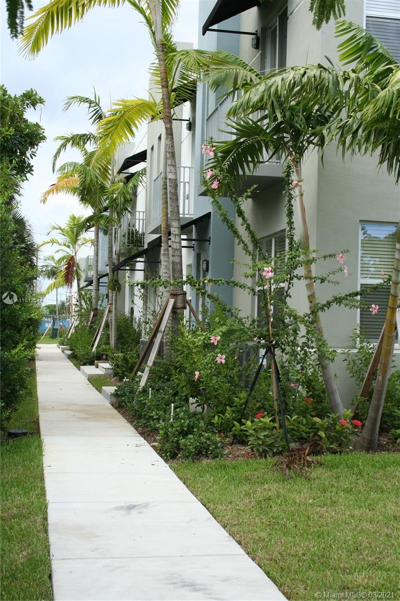 See details 1,2,3,4,5,6, / sq. ft. $ 2021-03-13 0 Photo