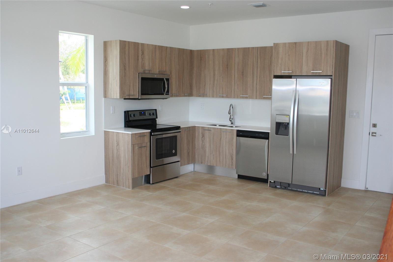 See details 1,2,3,4,5,6, / sq. ft. $ 2021-03-13 0 Photo