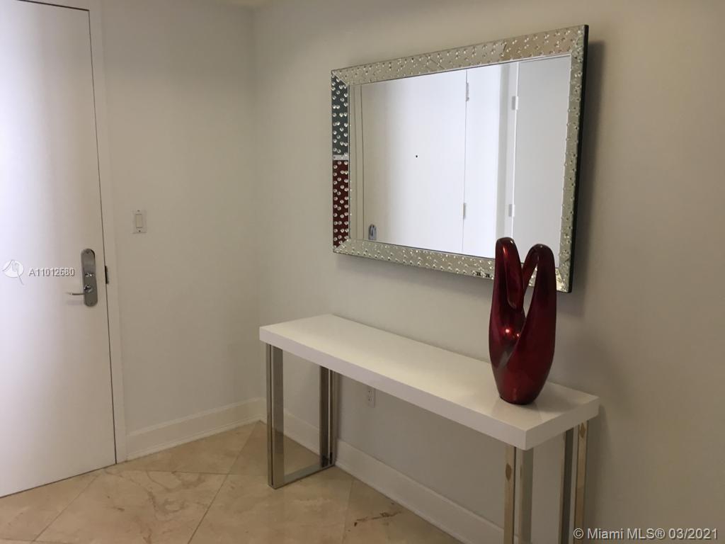 See details 3804 3 / 3 1675 sq. ft. $ 2021-05-06 0 Photo