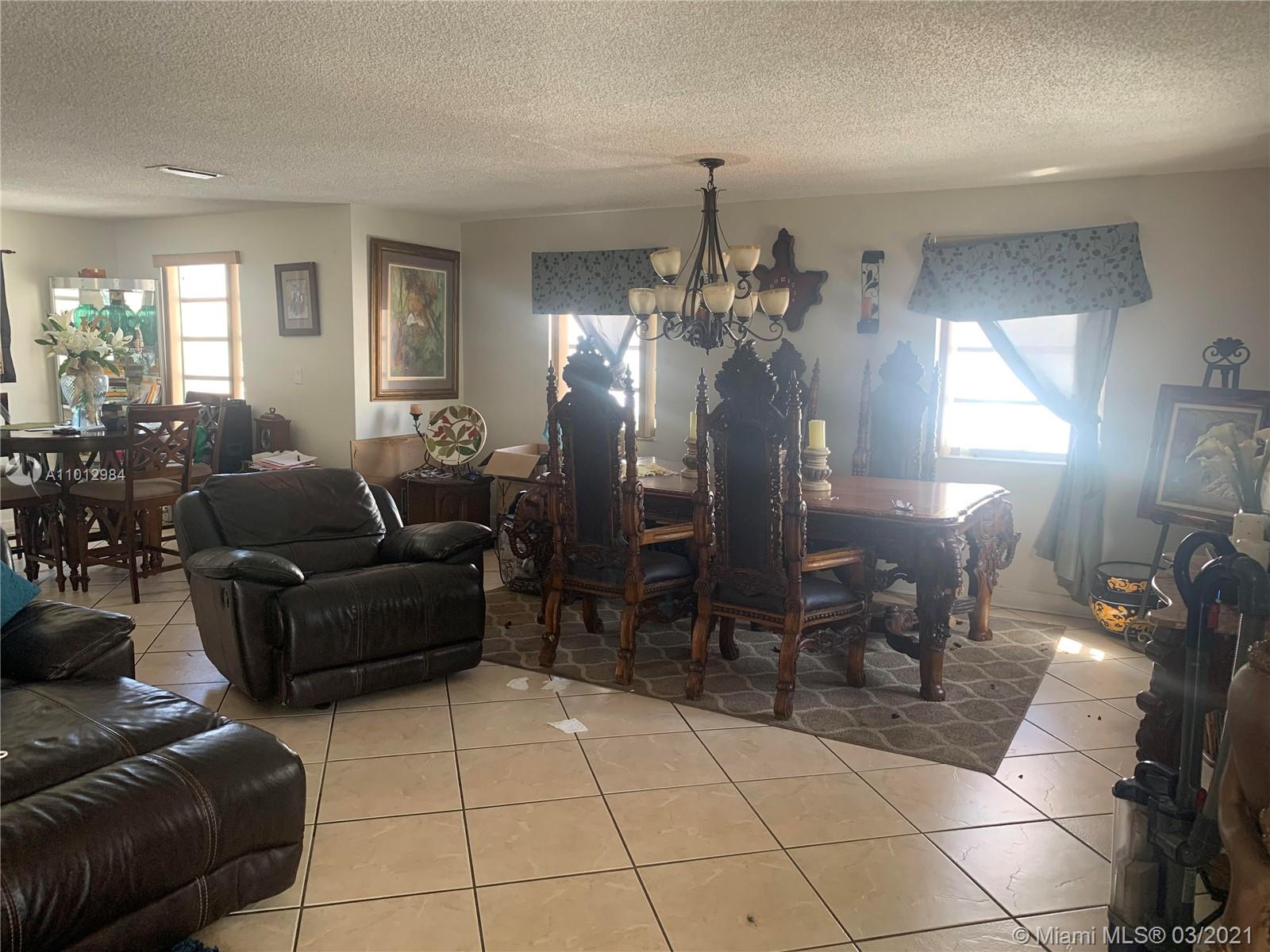 See details / 3124 sq. ft. $ 2021-03-15 0 Photo