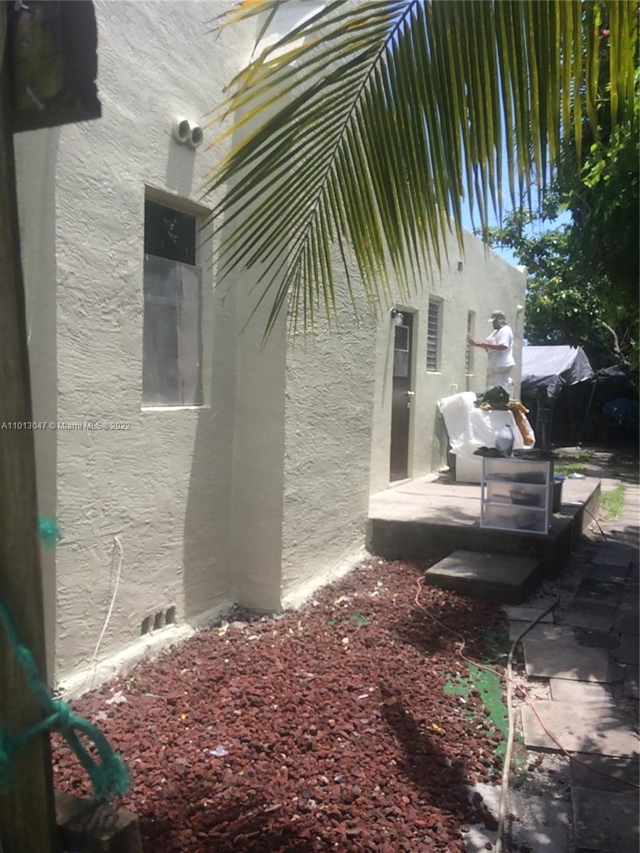 See details / 2413 sq. ft. $ 2021-03-15 0 Photo