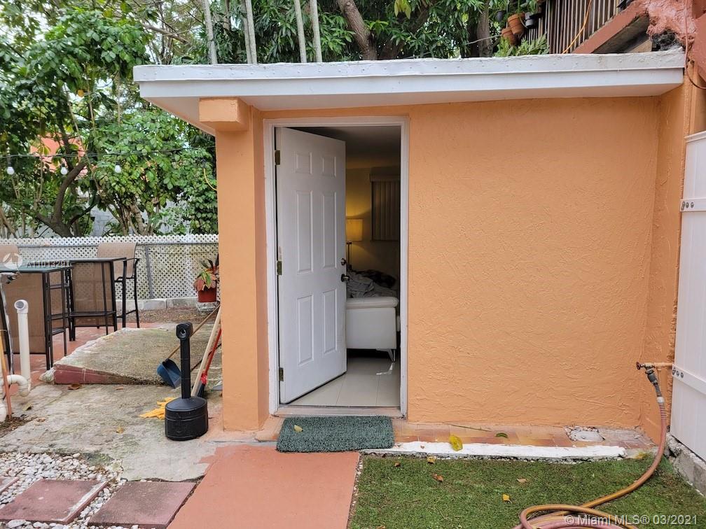 Ver detalles / 2553 sq. ft. $ 2021-03-15 0 foto