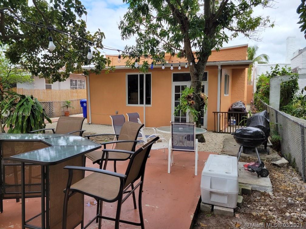 Ver detalles / 2553 sq. ft. $ 2021-03-15 0 foto