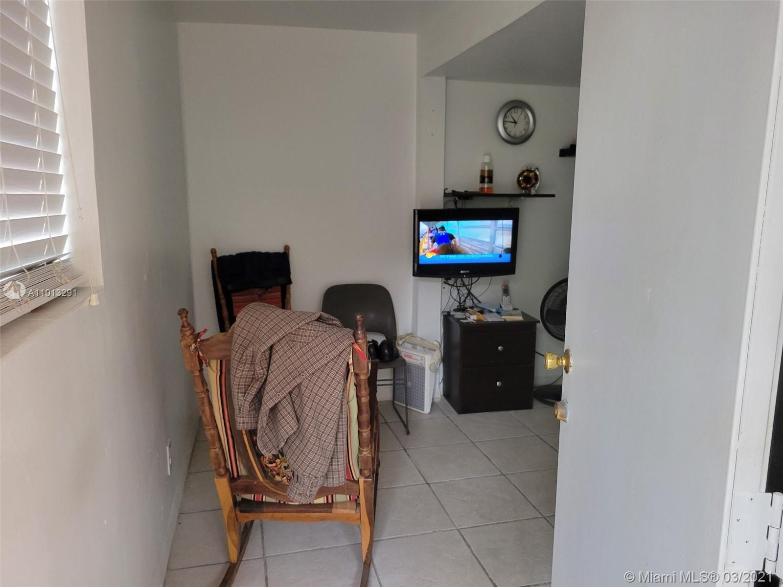 Ver detalles / 2553 sq. ft. $ 2021-03-15 0 foto