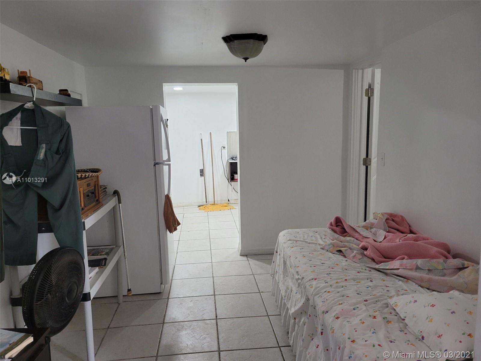 Ver detalles / 2553 sq. ft. $ 2021-03-15 0 foto