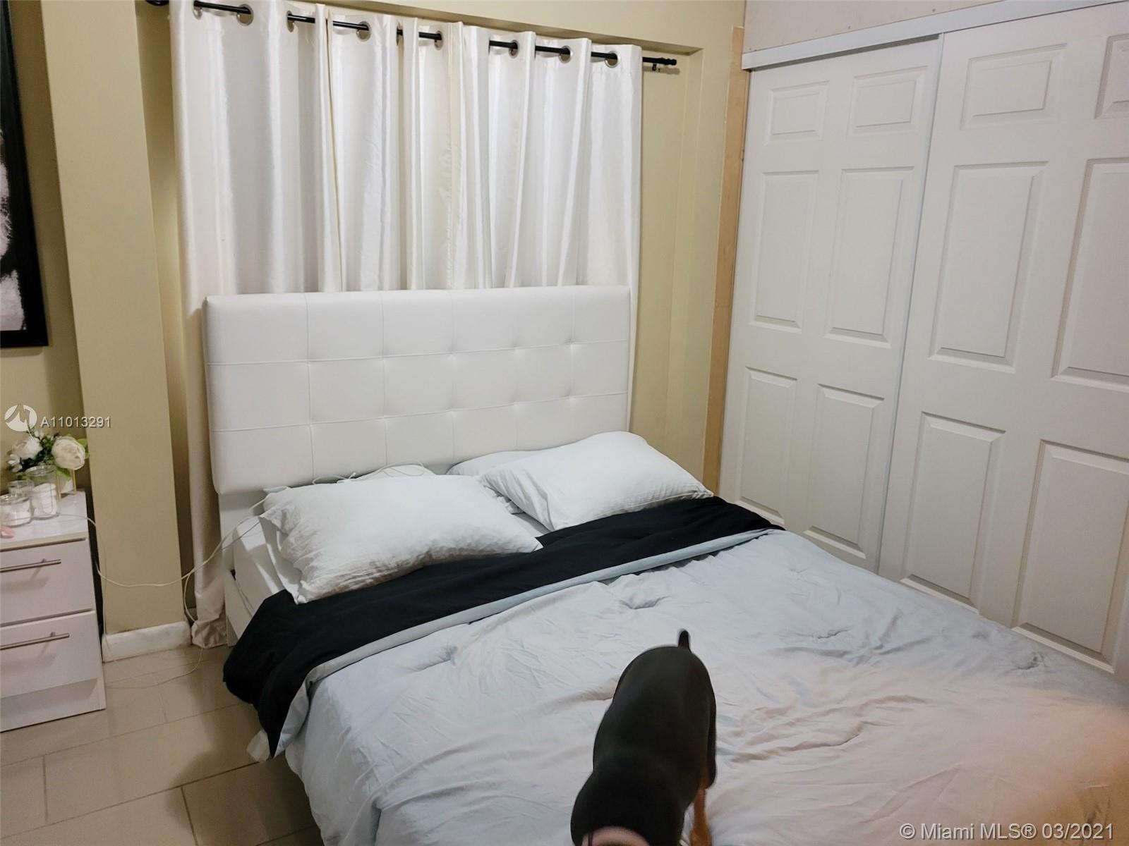 Ver detalles / 2553 sq. ft. $ 2021-03-15 0 foto