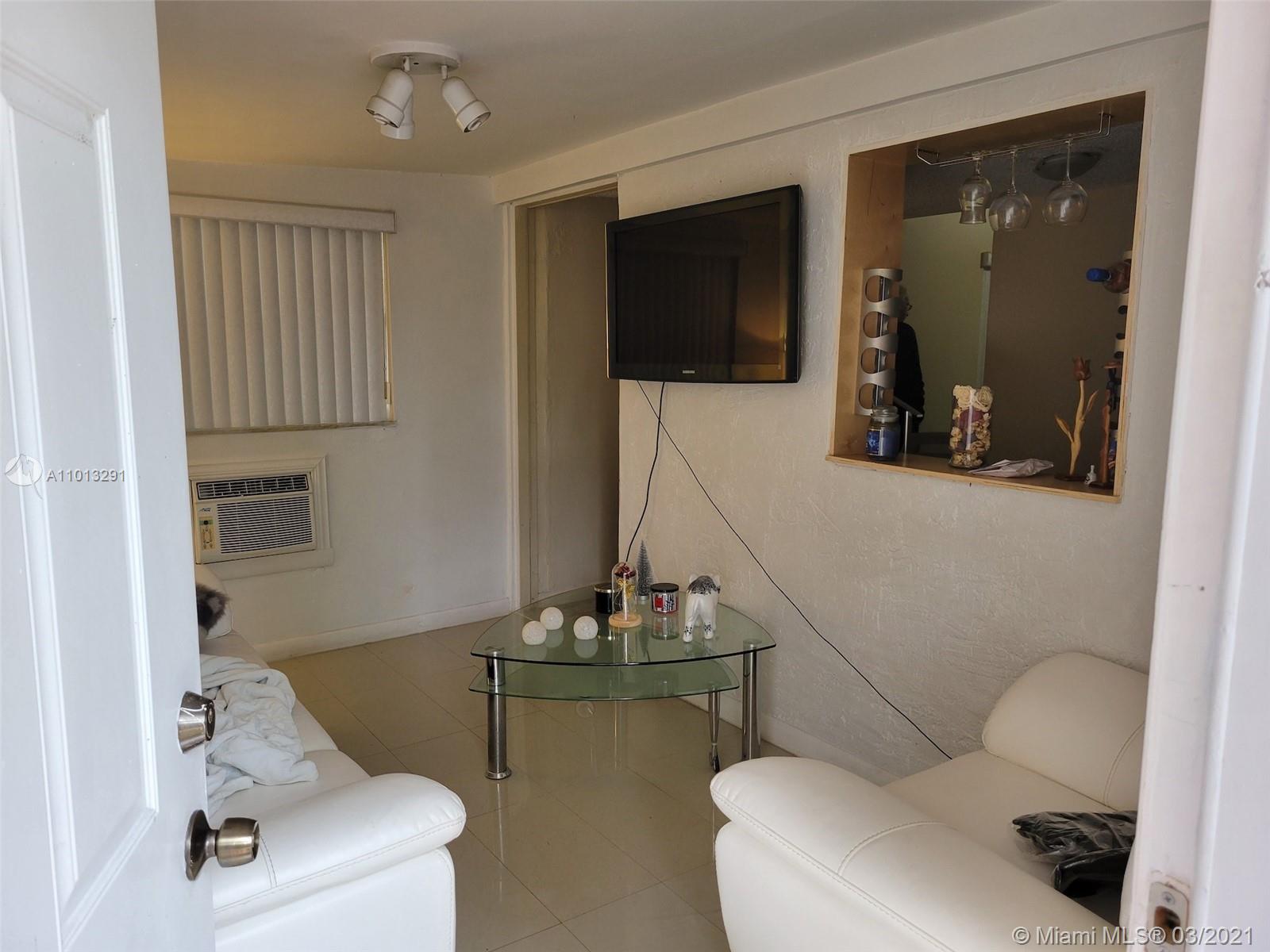 Ver detalles / 2553 sq. ft. $ 2021-03-15 0 foto
