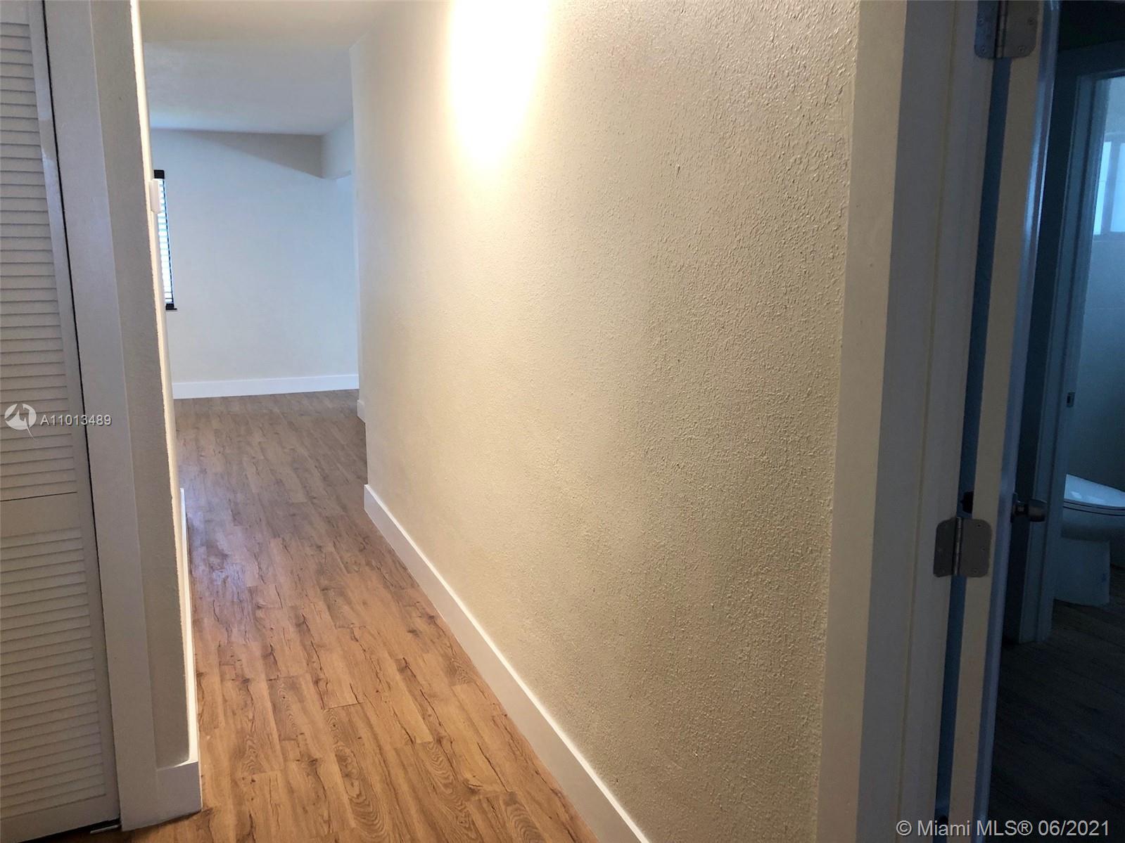See details / 2054 sq. ft. $ 2021-03-29 0 Photo
