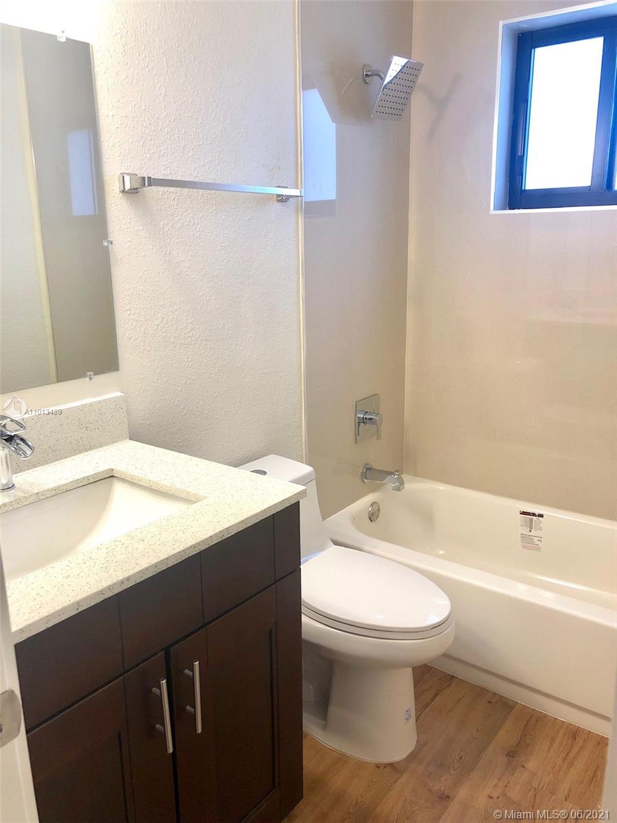 See details / 2054 sq. ft. $ 2021-03-29 0 Photo