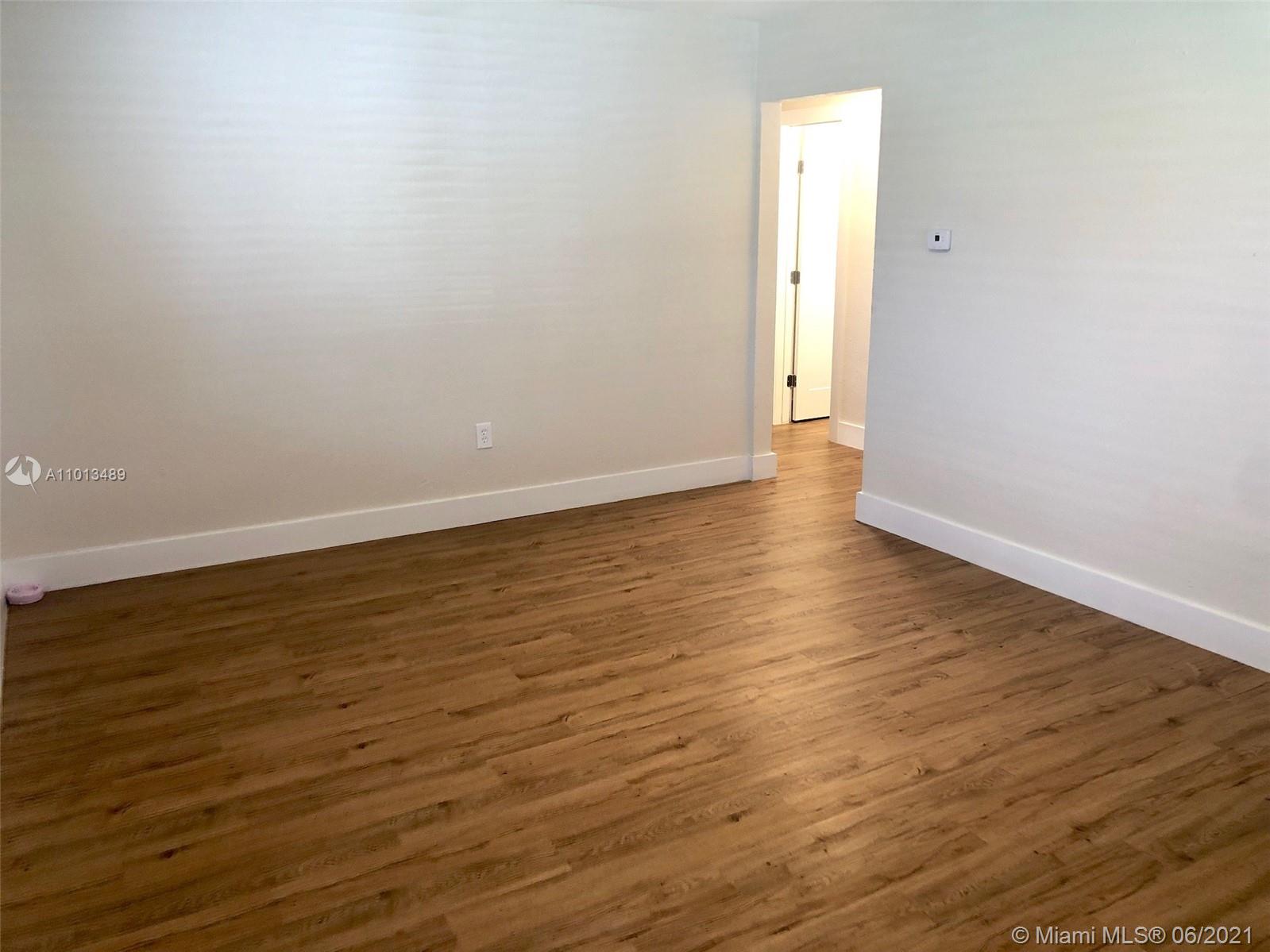 See details / 2054 sq. ft. $ 2021-03-29 0 Photo