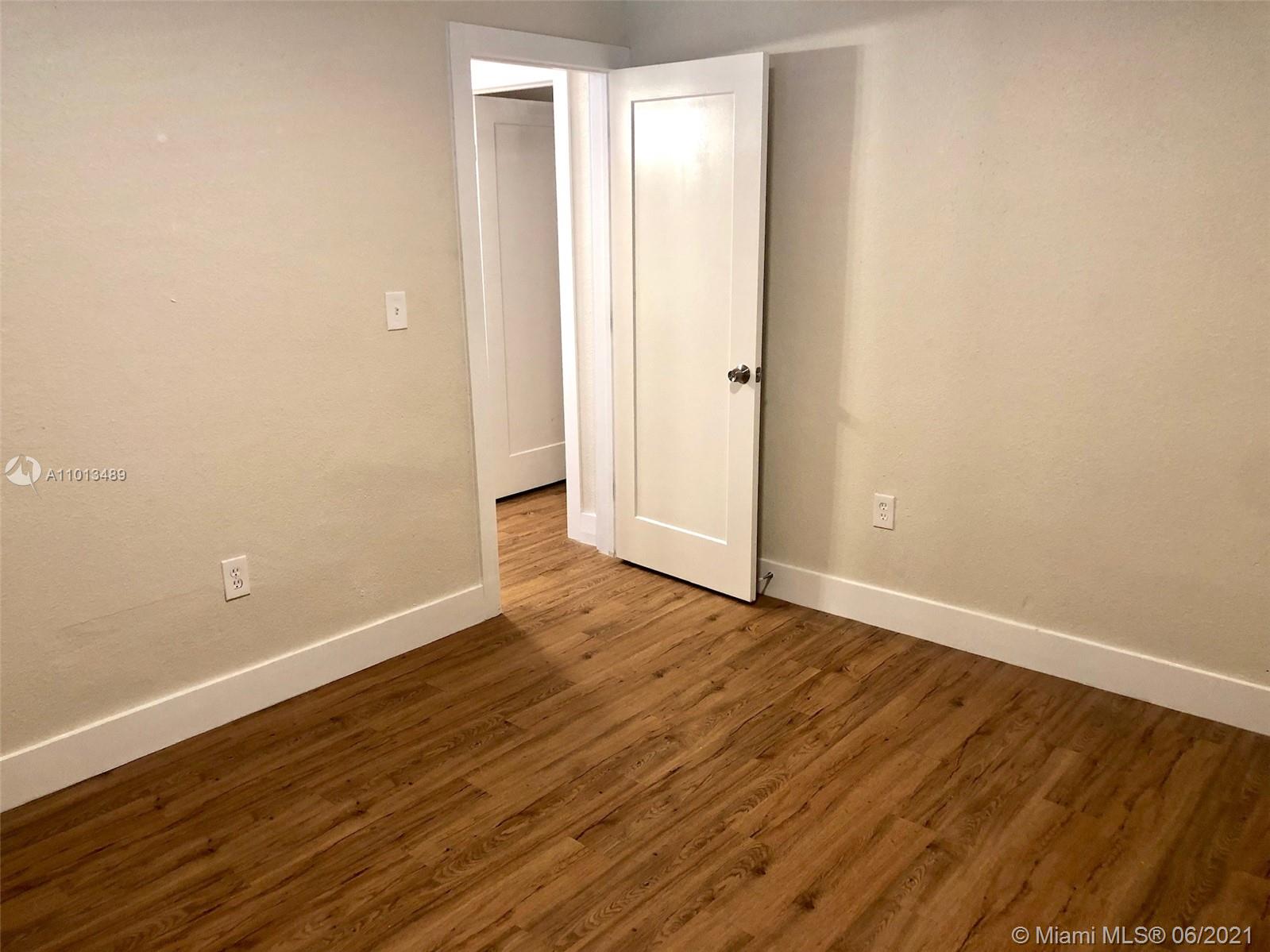 See details / 2054 sq. ft. $ 2021-03-29 0 Photo