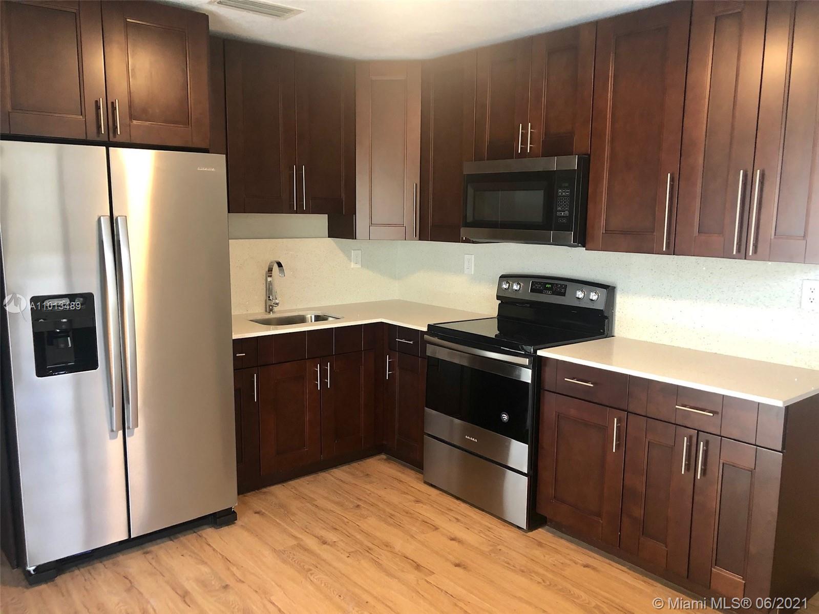 See details / 2054 sq. ft. $ 2021-03-29 0 Photo